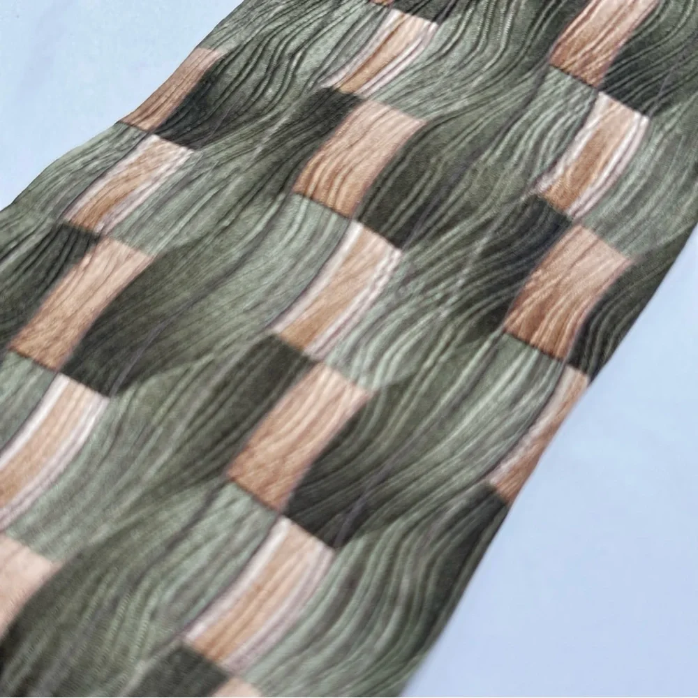 Zylos Silk Green and Brown Pattern Tie